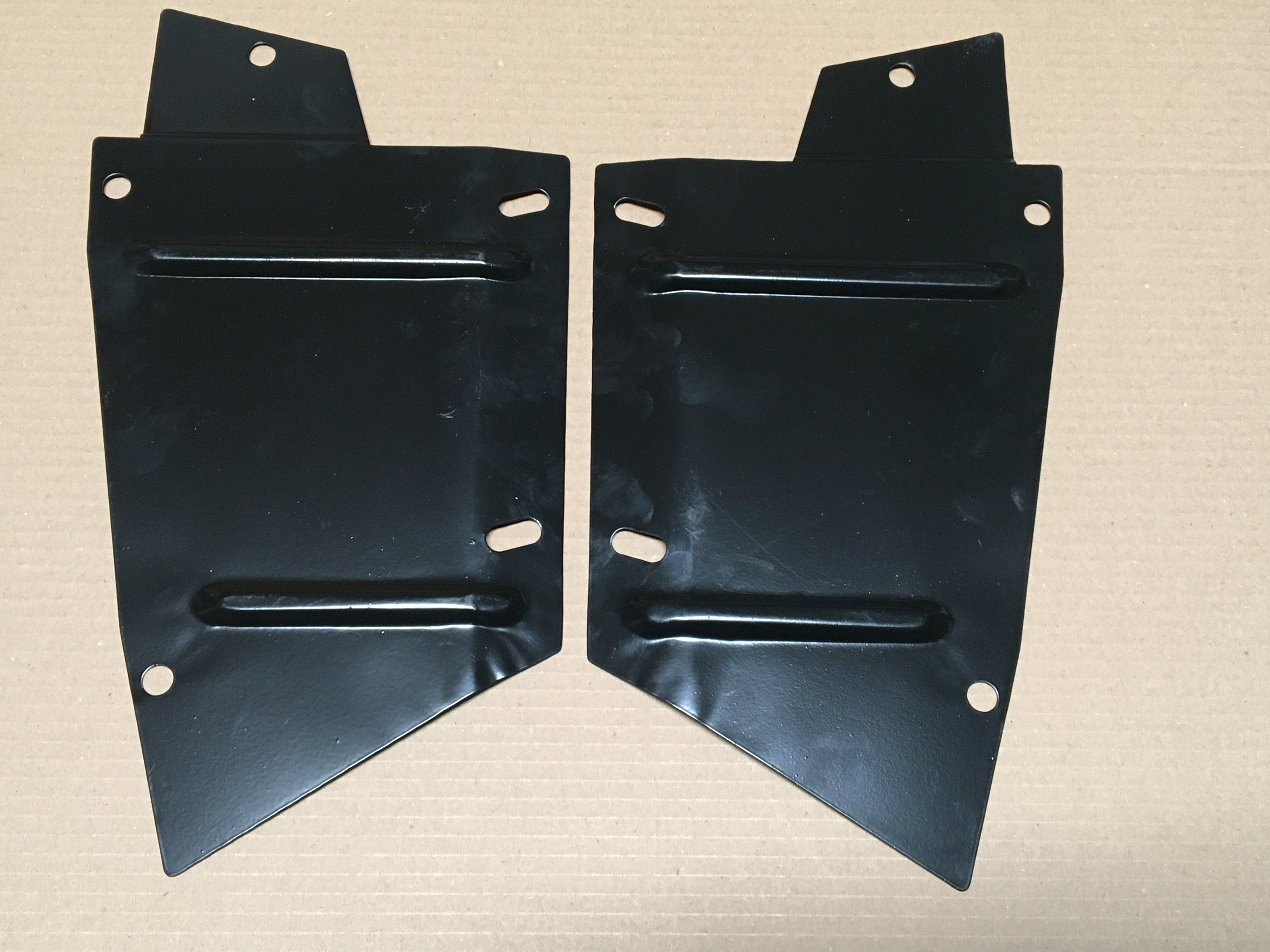 Plech pod motor Škoda S120 malý ľavý
